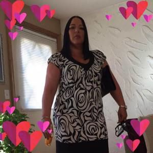 Meet your Posher, Valorie